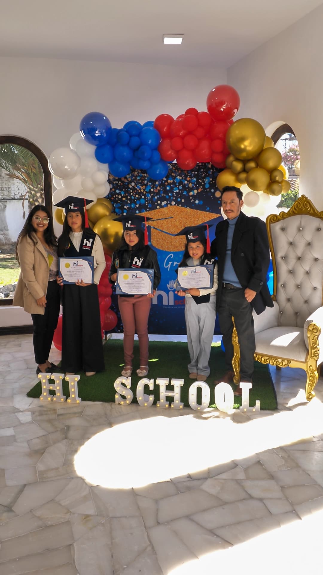 Graduación Hi School - Éxito estudiantil